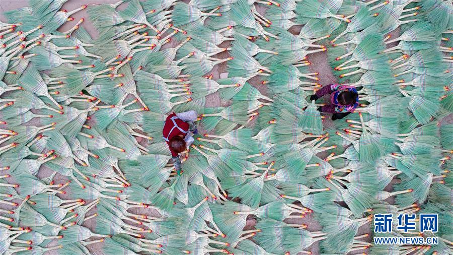 �����ã���4���ӱ���ͤ���������������